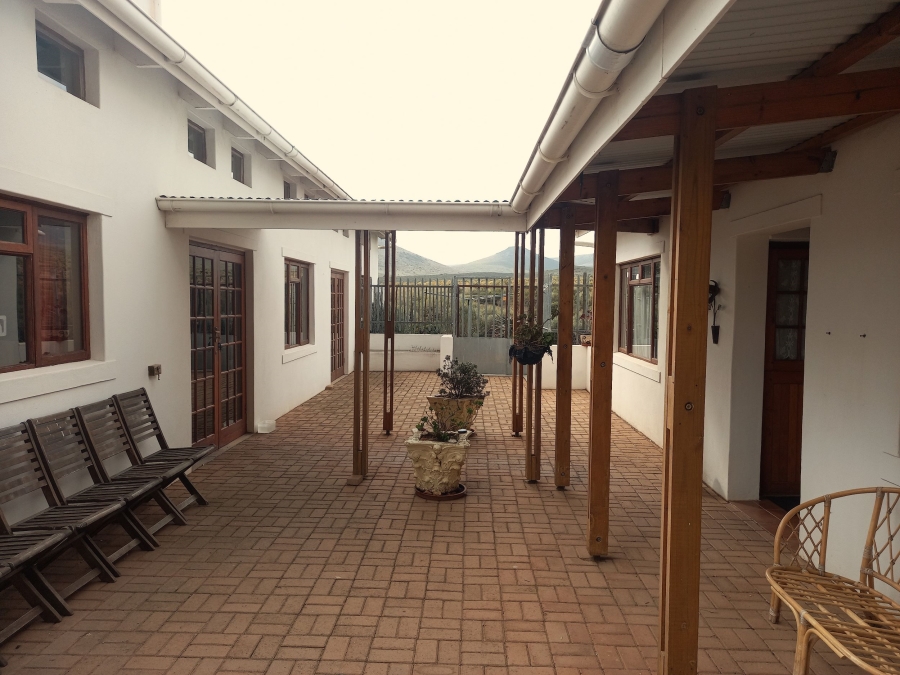 4 Bedroom Property for Sale in Uniondale Western Cape